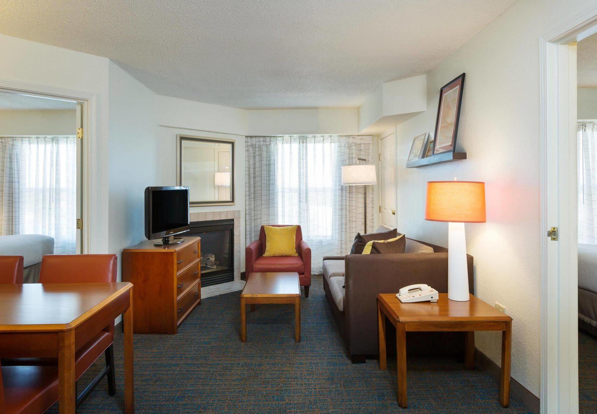 By Marriott Parmer/tech Ridge 3*
